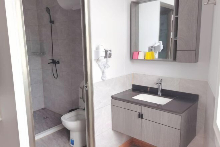 Bathroom 3, Shengsi Haiwang Mingzhu Homestay, Zhoushan