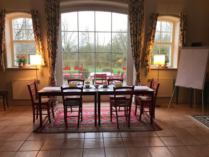 Others 5, Bed & Breakfast de Neust, Geldermalsen