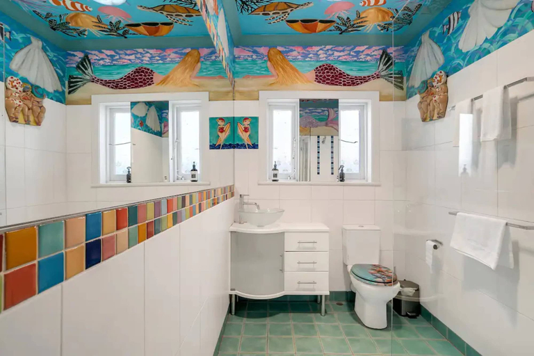 Bathroom 2, Harbourside Pad With Waterfront Views, Sydney