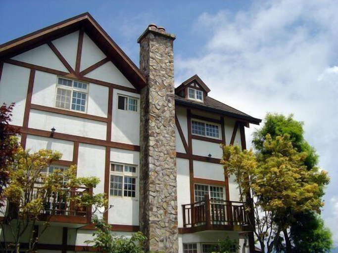 Exterior & Views 1, The Cotswolds Villa, Nantou