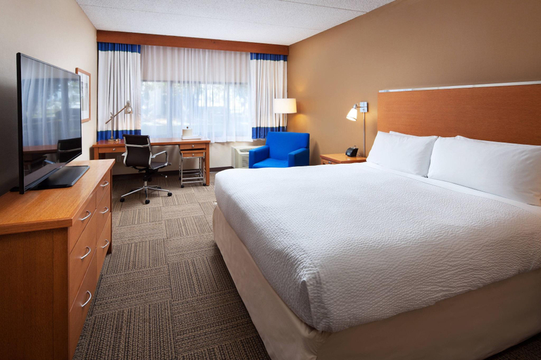 Bedroom 3, Four Points By Sheraton San Diego, San Diego