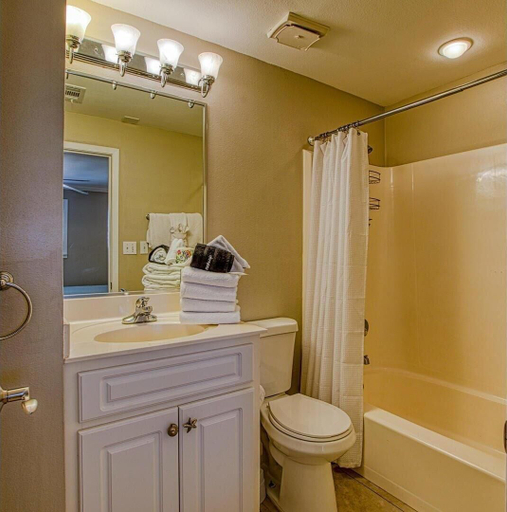 Bathroom 3, Aegean 309, Okaloosa