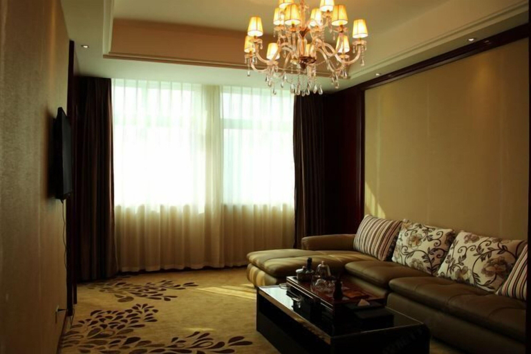 Others 5, Donghua Hotel, Ningde