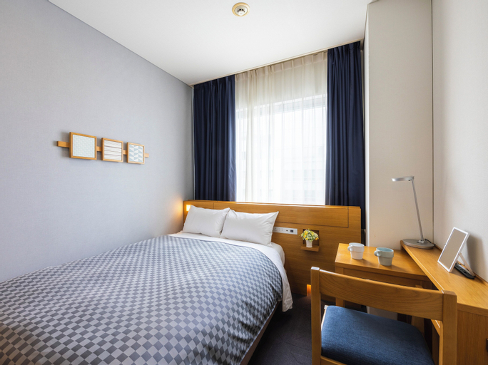 Bedroom 26