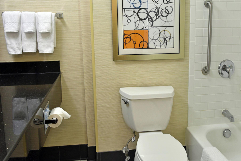Bathroom 3, Fairfield Inn Hartford Airport, Hartford