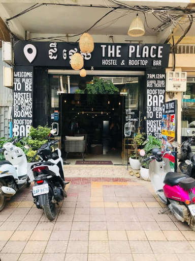 Exterior & Views, The Place Hostel & Rooftop Bar, Svay Pao