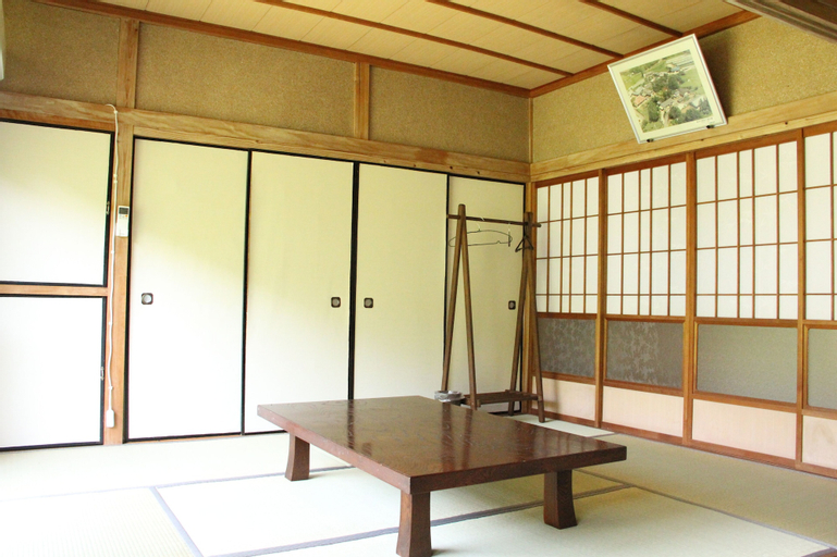 Bedroom 2, YUSUKAWA GUESTHOUSE COCCORON, Seiyo