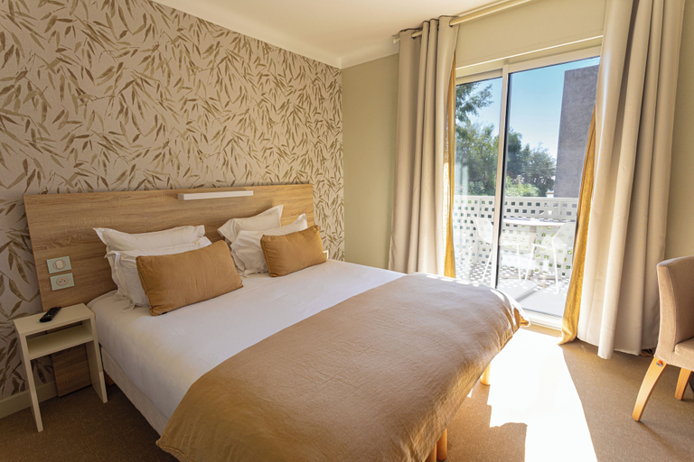 Bedroom 2, Hôtel La Ménado, Var
