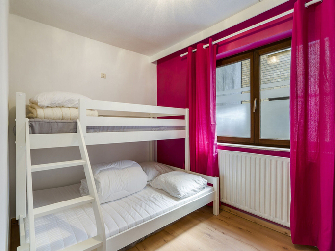 Bedroom 3, Pleasant Apartment Near the Beach, West-Vlaanderen