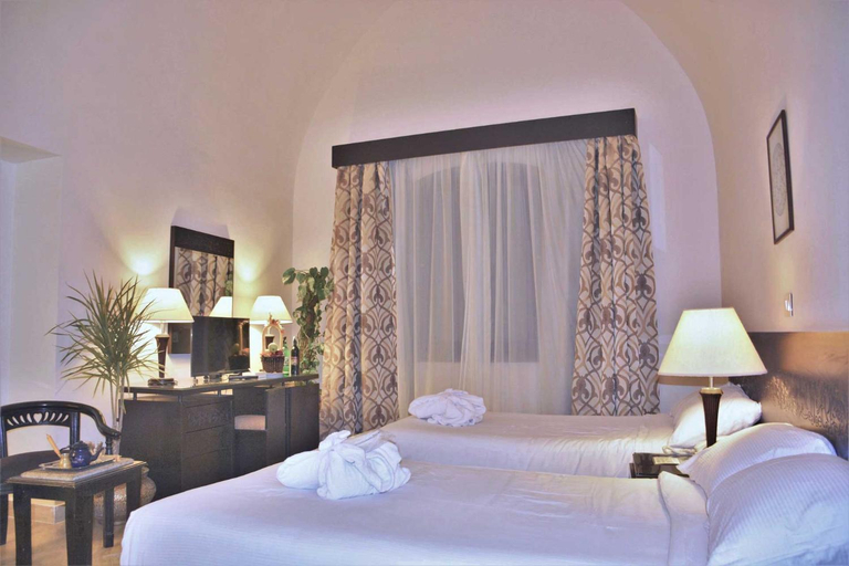Bedroom 3, Rohanou Beach Resort, Al-Qusayr
