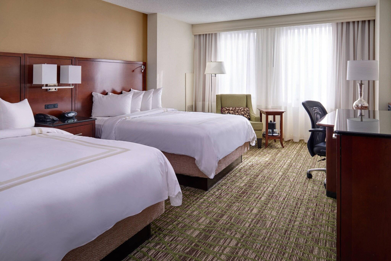 Bedroom 3, Marriott Cleveland Downtown at Key Tower, Cuyahoga