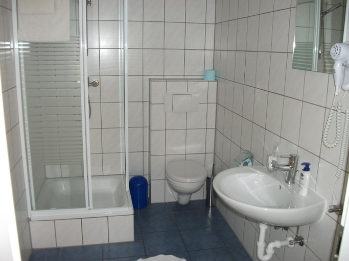 Bathroom 5, Deutsches Haus, Region Hannover