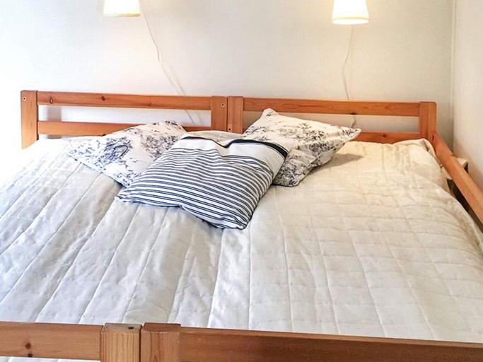 Room 4, 4 Star Holiday Home in Sturko, Karlskrona