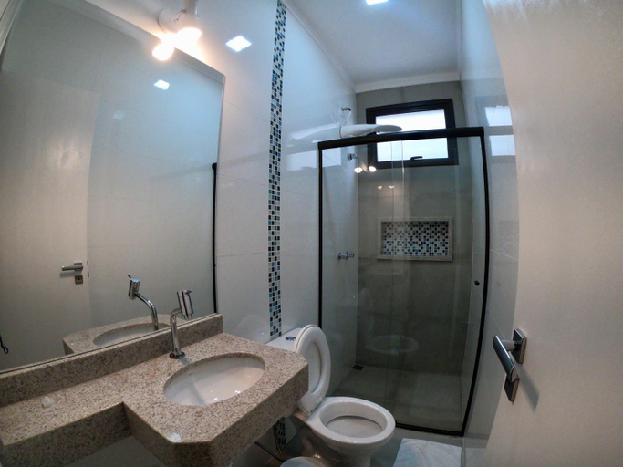Bathroom 2, Hotel Tertulio's, Rio Claro