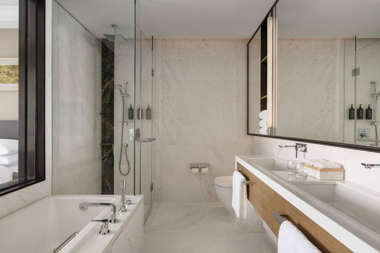 Bathroom 5, Sheraton Hong Kong Tung Chung Hotel, New Territories