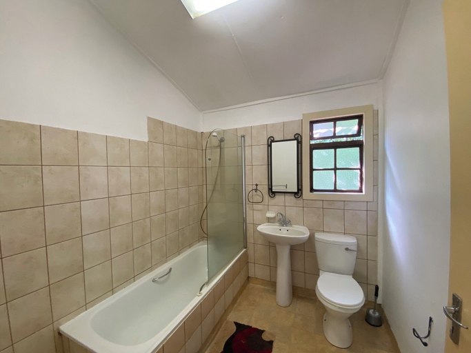 Bathroom, Buhleni Farm & Chalets, Lobamba