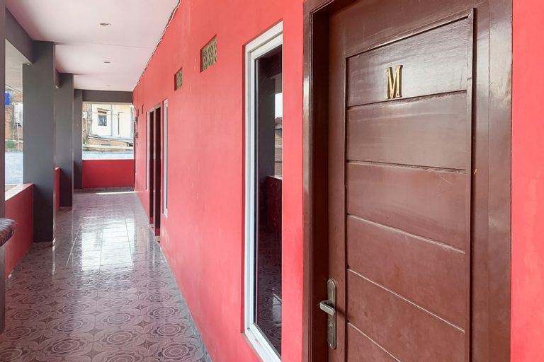Others 5, RedDoorz Syariah near Jalan Urip Sumoharjo, Bandar Lampung