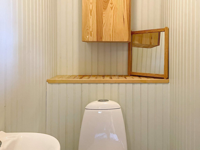 Bathroom 5, 4 Star Holiday Home in Uppsala, Knivsta