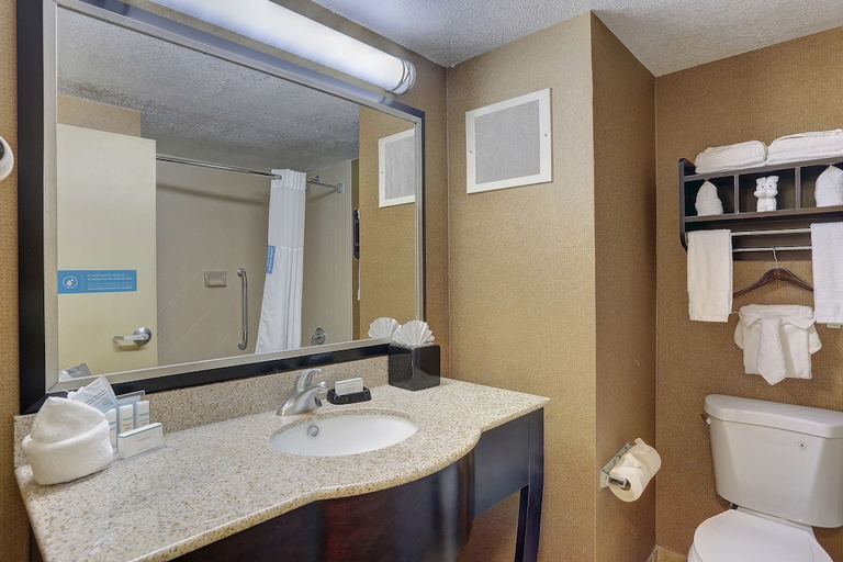 Bathroom 3, The Antioch Inn, Davidson