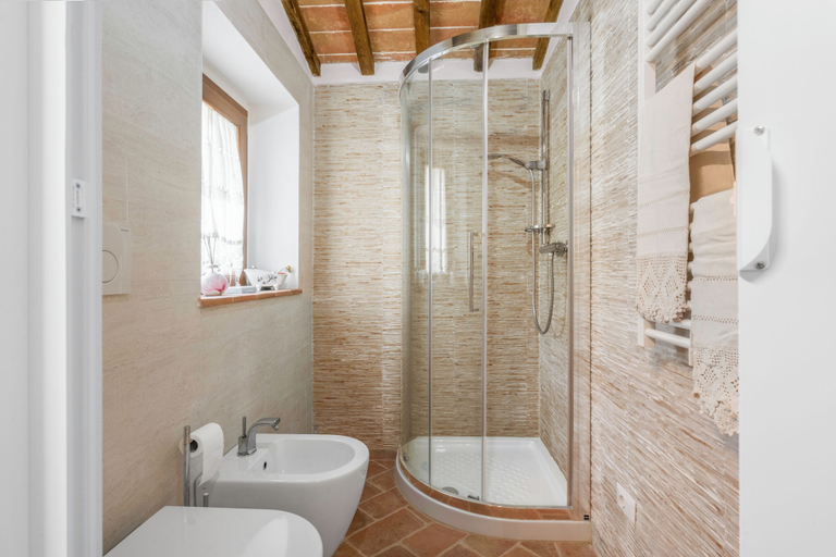 Bathroom 4, Vineyards Cottage With Pool Ac Wifi, Siena
