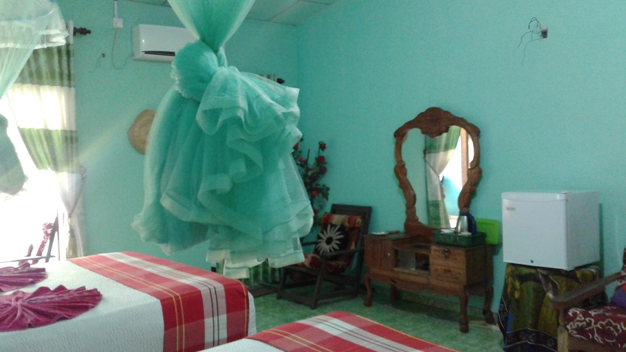 Others 4, Flower Inn, Dambulla
