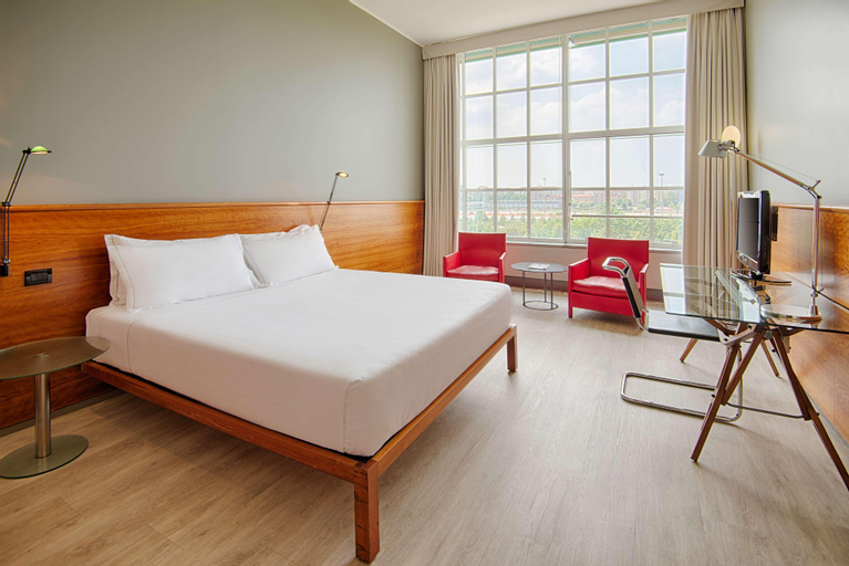 Bedroom 14