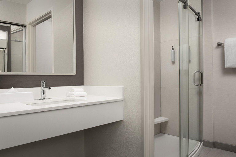 Bathroom 29