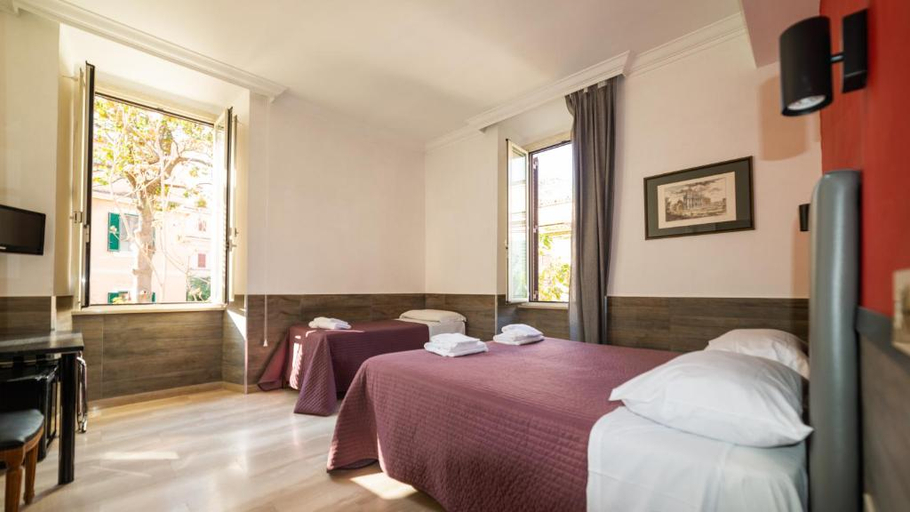 Bedroom 3, Hotel Center 1, Rome