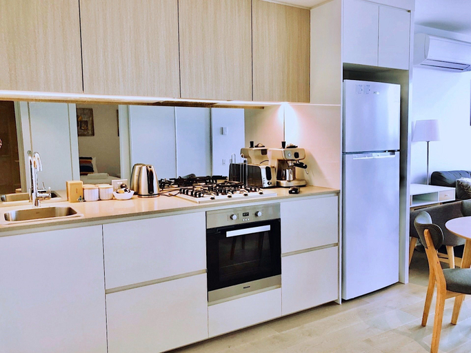 Others 5, Brilliant Victoria Harbour Waterfront Apartment, Melbourne
