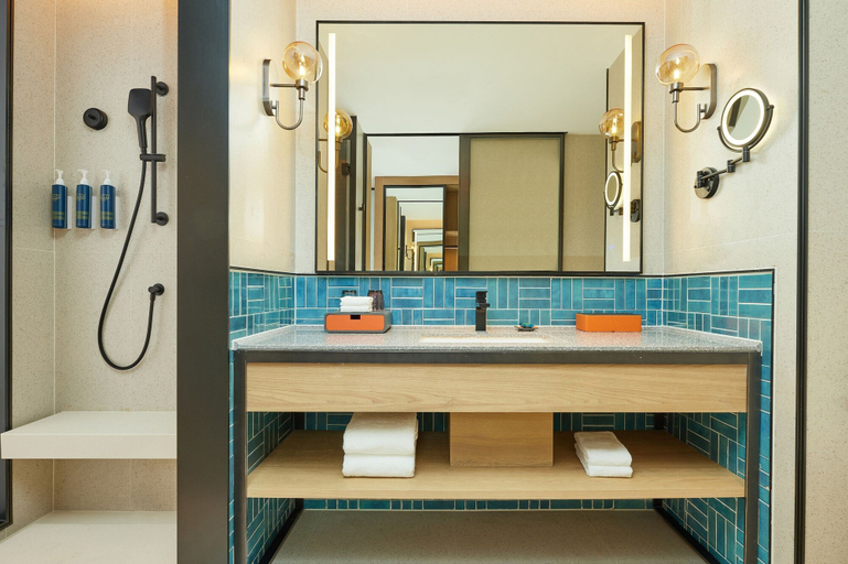 Bathroom 3, Four Points By Sheraton Chengdu, High-Tech Zone Exhibition Center, Chengdu