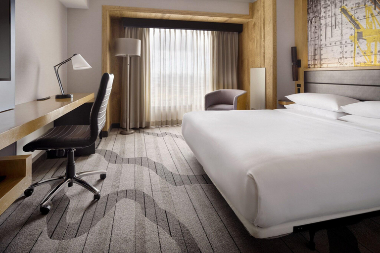 Bedroom 30
