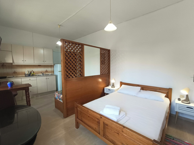 Bedroom 4, Albatross Studios & Apartments, Crete