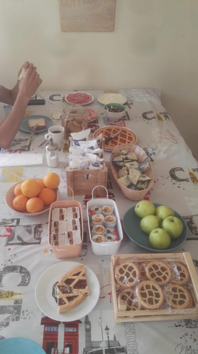Food & Drinks 5, Victoria House Hostel, Genova