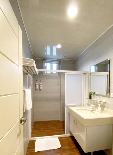 Bathroom 4, CHI-YU BnB, Pingtung
