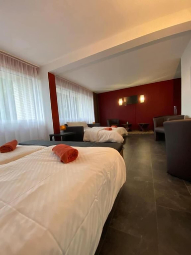 Bedroom 3, Sonnenstrand Hotel, Wesermarsch