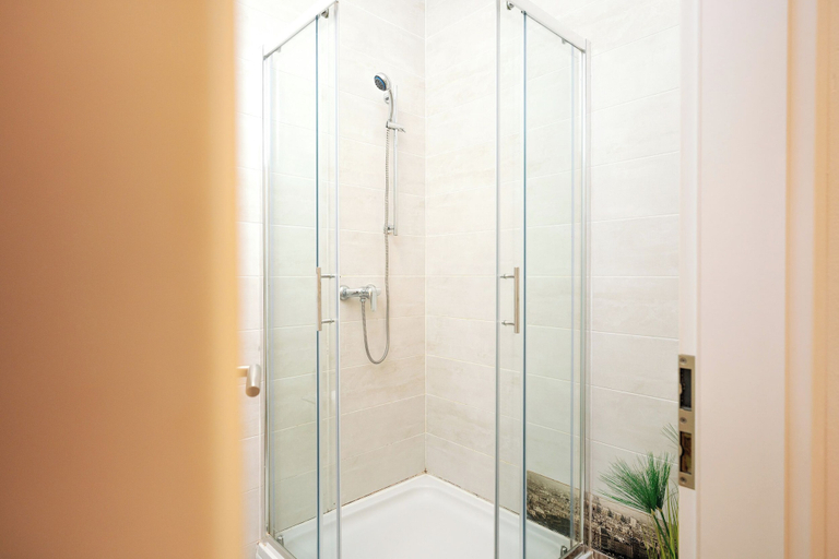 Bathroom 4, Beachfront Villa near Zlatni rat, Bol