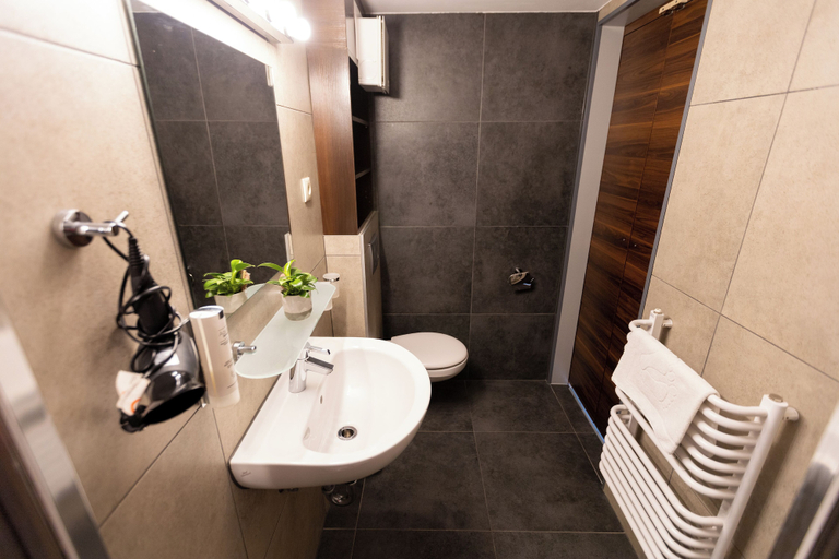 Bathroom 3, Salve station, Kraków City