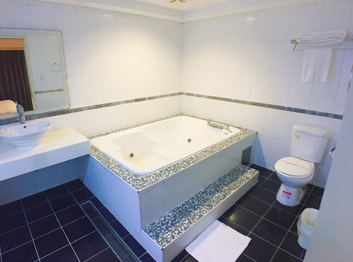 Bathroom, Love Hotel, New Taipei City