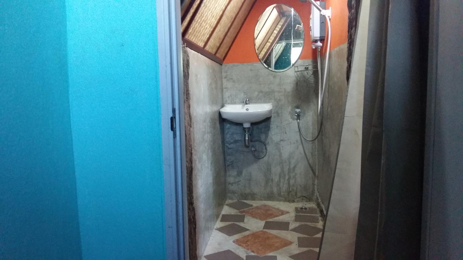 Bathroom 3, Huan Plai Na Homestay, Thoeng