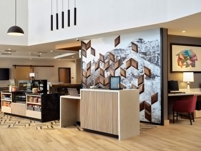 Food & Drinks 5, Hyatt Place Amarillo-West, Potter