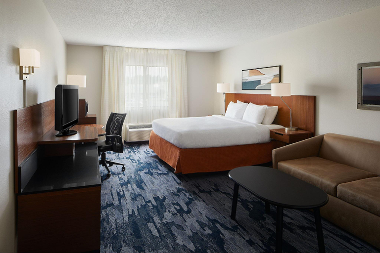 Bedroom 3, Fairfield Inn Huntsville, Madison