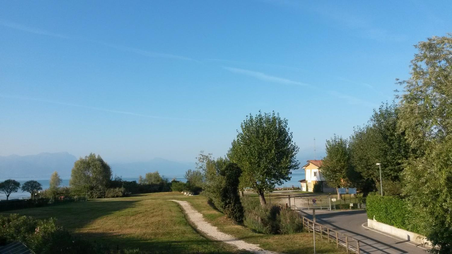 Others 5, Villa Onofria, Brescia
