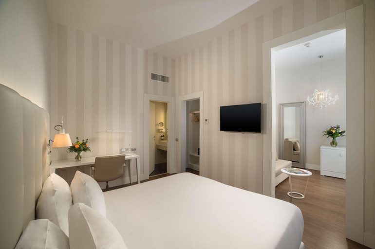 Bedroom 23