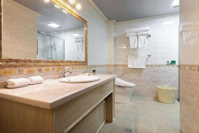 Bathroom 4, Chongqing White-collars East Hotspring Hotel, Chongqing