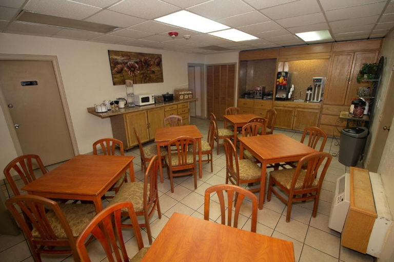 Food & Drinks 5, FairBridge Inn & Suites Lewiston, Nez Perce