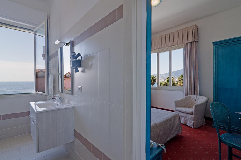 Bathroom 5