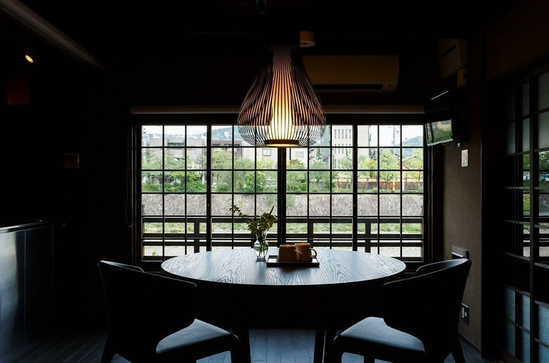 Food & Drinks, Yaeyatoichicho, Kyoto