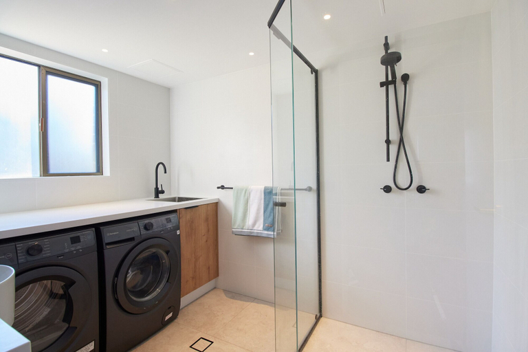 Bathroom 3, Little Palms by Burleigh Letting Co, Gold Coast