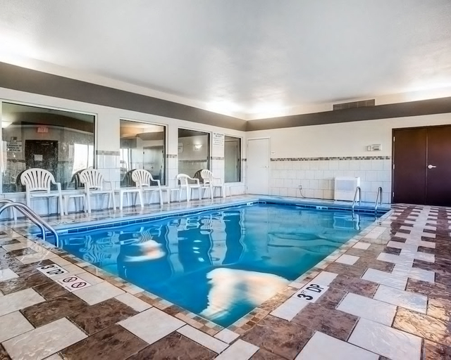 Sport & Beauty, Quality Inn & Suites Altoona - Des Moines, Polk
