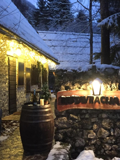 Pristava Lepena Village, Bovec